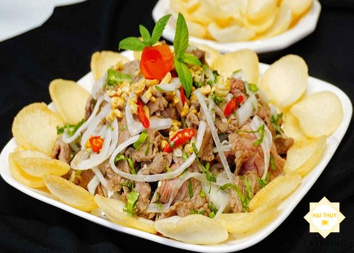 Gỏi bò một món ăn mà bạn không thể cưỡng lại